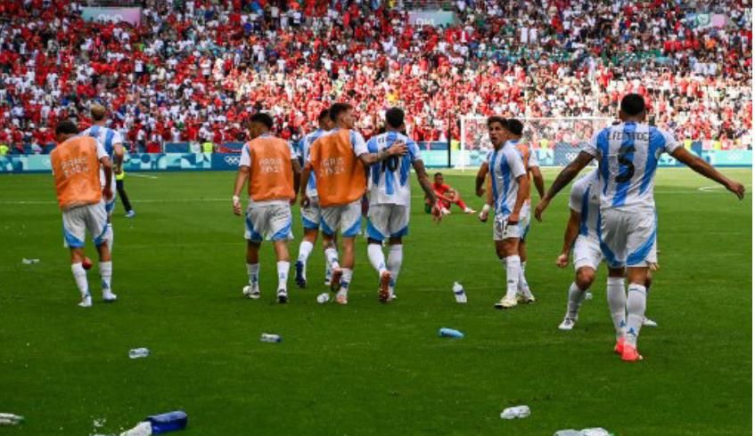 赛后阿根廷媒体集体攻击：闹剧和恐怖片 奥运史上最大耻辱