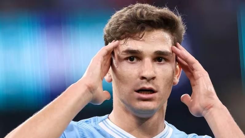 向曼城发出警告？阿尔瓦雷斯：我很不高兴自己没有参加重要比赛 而且我不排除离开蓝月亮 